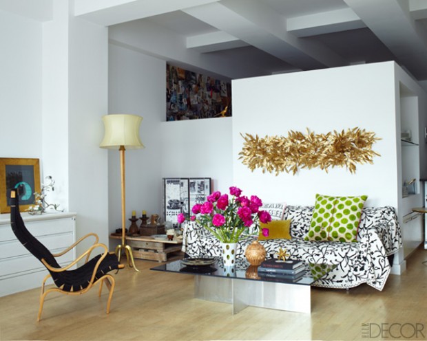 How to Create a Room Design with Metalics