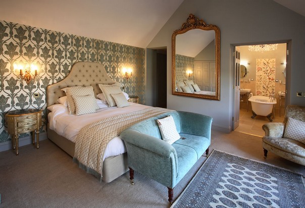How to Decorate a Bedroom like a Boutique Hotel – Room Decor Ideas